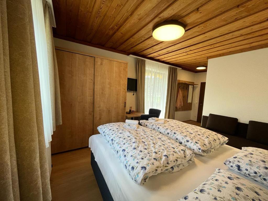 Pension Sommerauer Халляйн Экстерьер фото